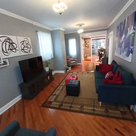 Cozy Updated 3-Br Apartment Near Peace Bridge Buffalo Bagian luar foto