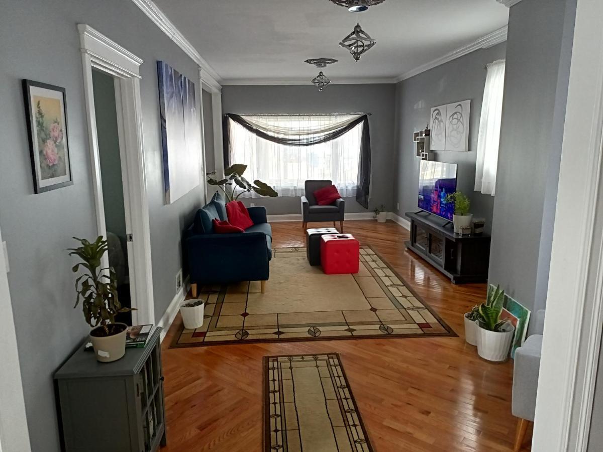 Cozy Updated 3-Br Apartment Near Peace Bridge Buffalo Bagian luar foto